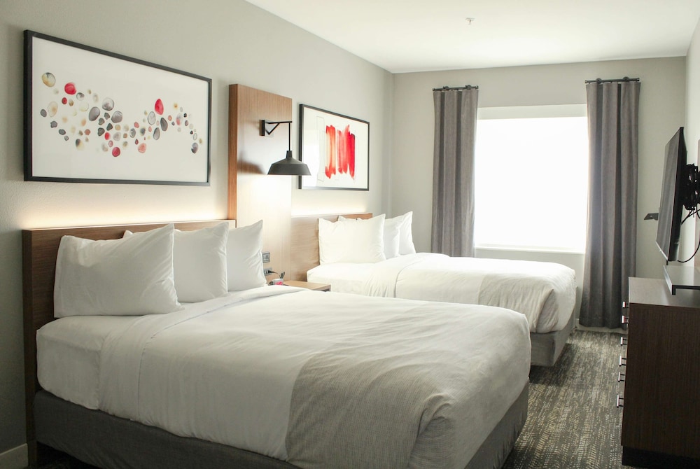 Hawthorn Extended Stay by Wyndham Oklahoma City Airport 8/33