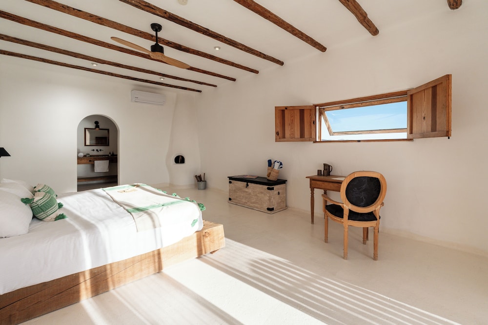 CAPE, EAST, PANORAMIC, SUITE