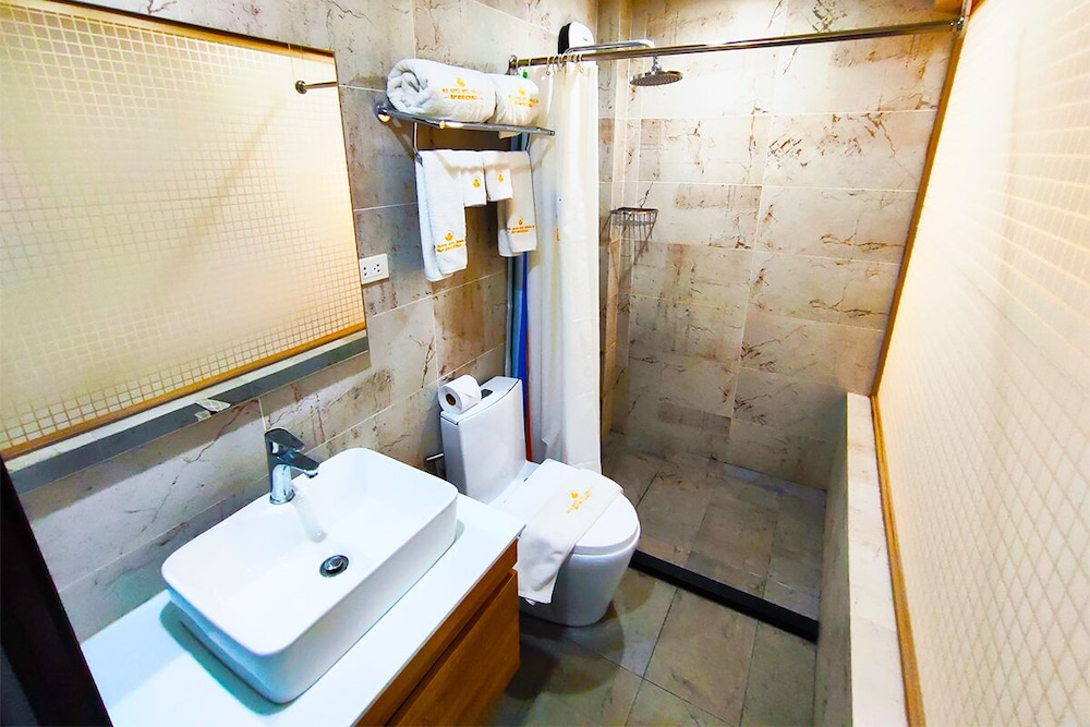 غرفة ديلوكس بسرير كينج، Erus Suites Hotel 13/14