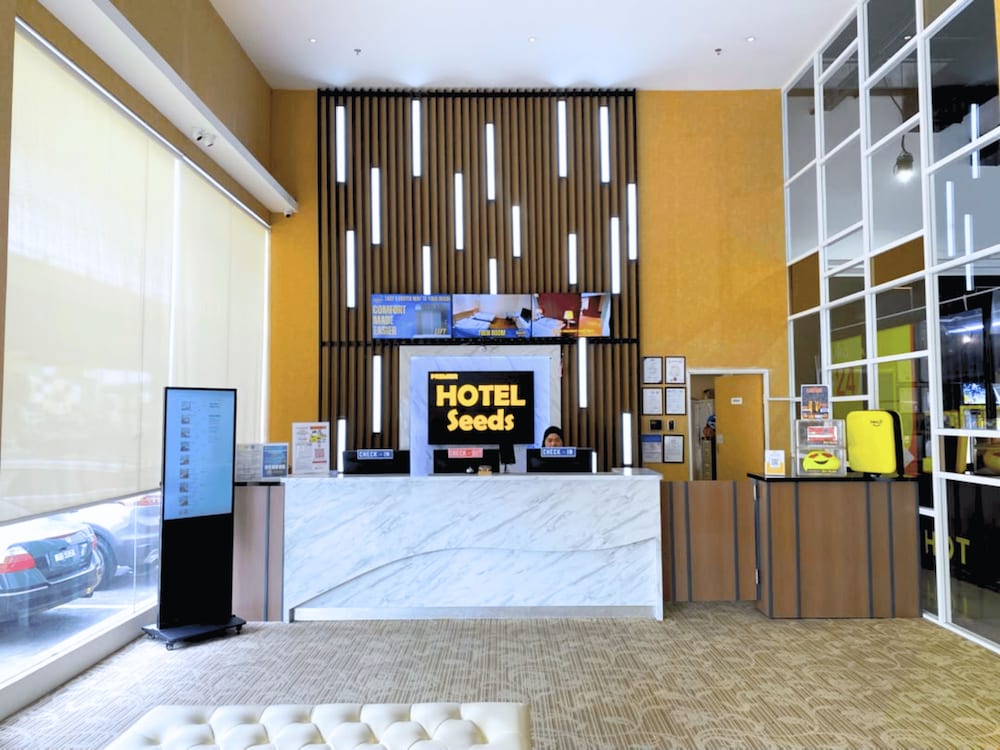 Top Holiday Hotel 6/52