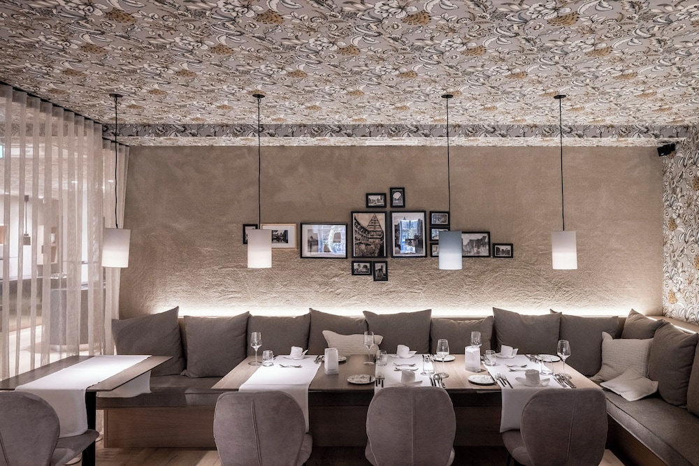 HOTEL & SPA Goldene Rose 43/50