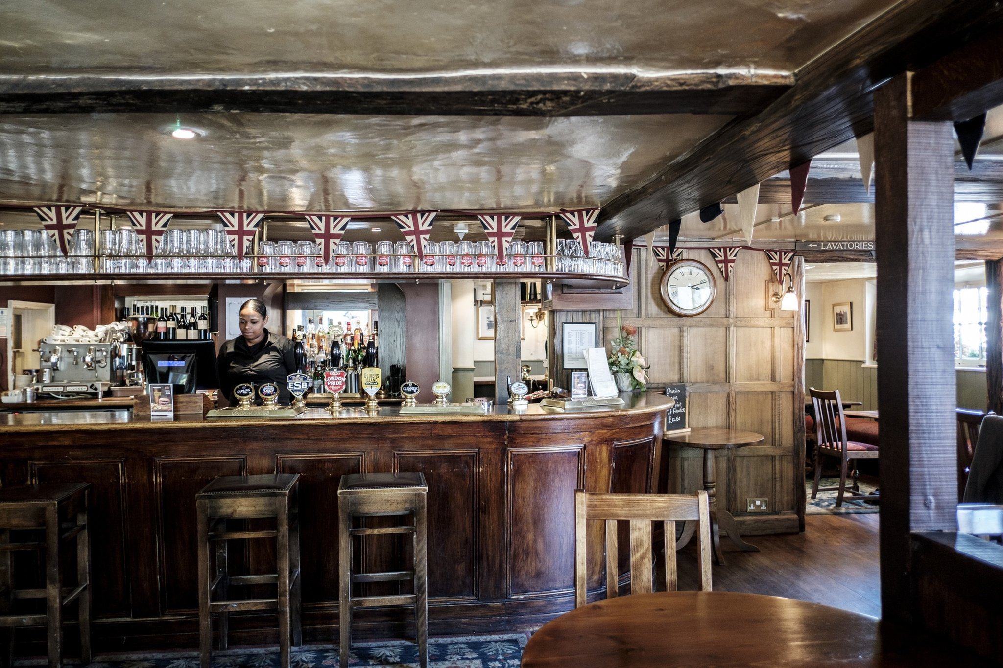 The Red Lion 10/15