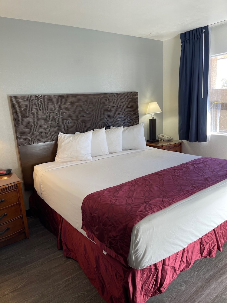 Motel6 Tempe, AZ – Elliot Road 11/40