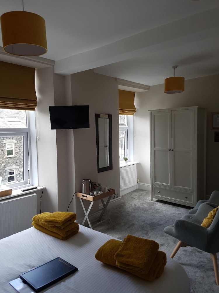 Number 80 Bed Then Breakfast 49/65