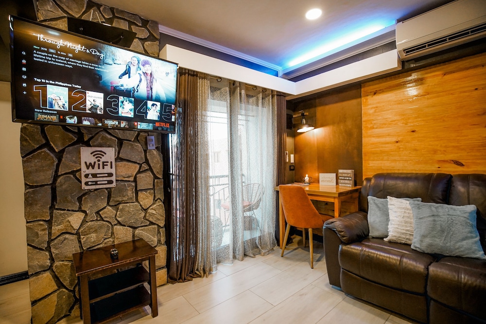 Clockworkorange Luxury Suites 44/72