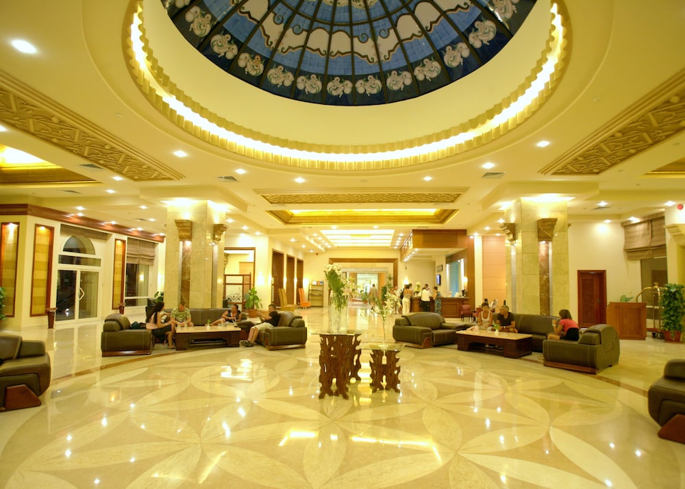 Rehana Royal Beach Resort and Spa 14/68
