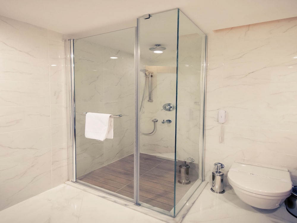 Mercure Hotels Istanbul Umraniye 64/64
