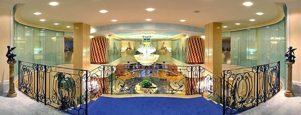 Grand Hotel La Pace - Adults Only photo2