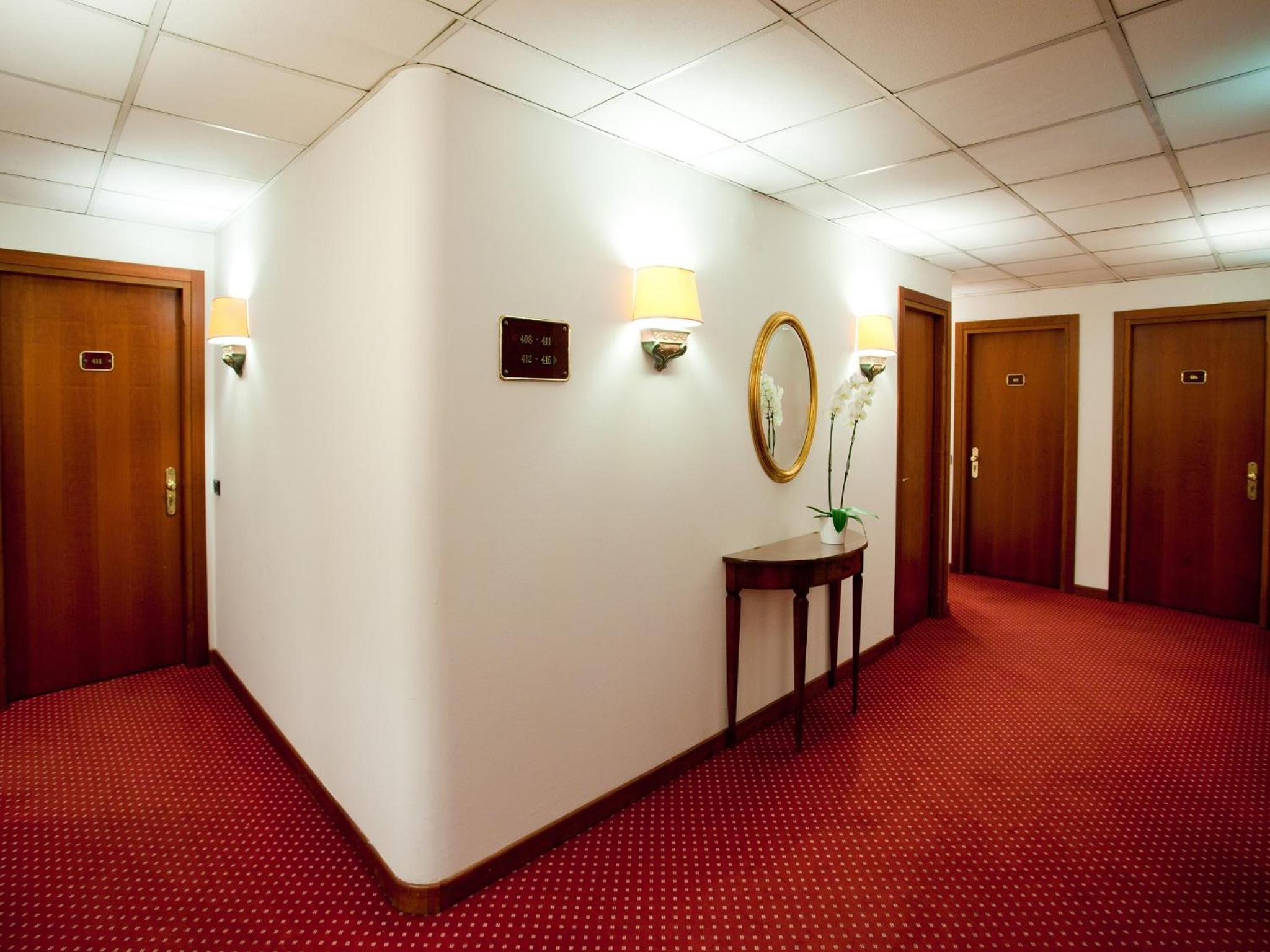Hotel Marconi 7/31