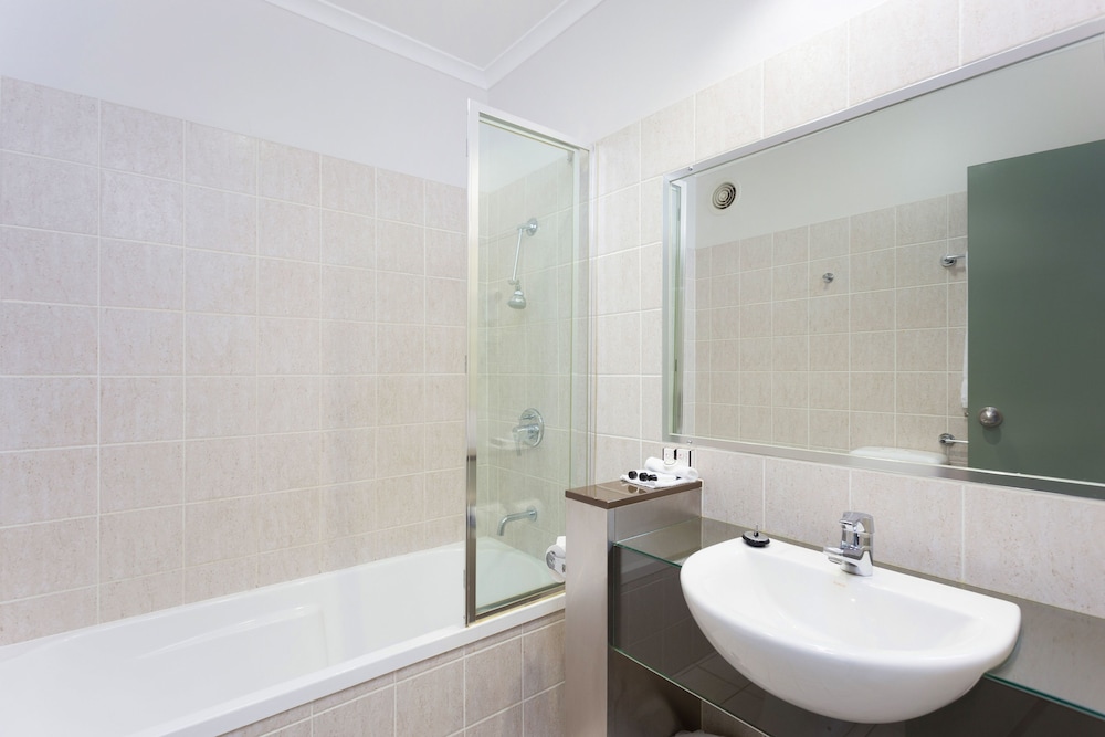 Rocklea International Motel 18/26