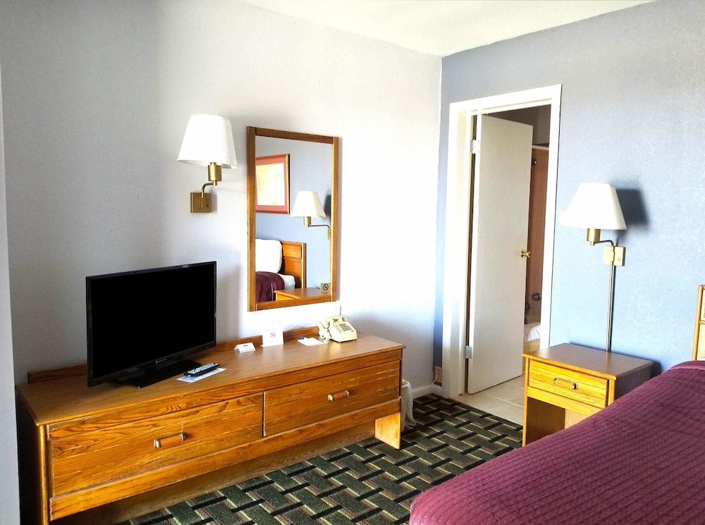 Americas Best Value Inn Belleville 22/34