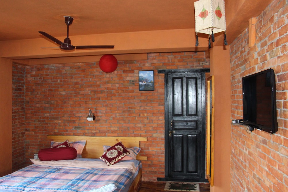 Nar Bis Hotel 31/62