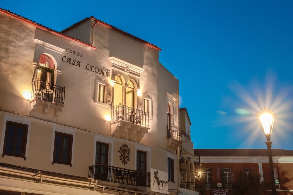 Casa Leone 2/83