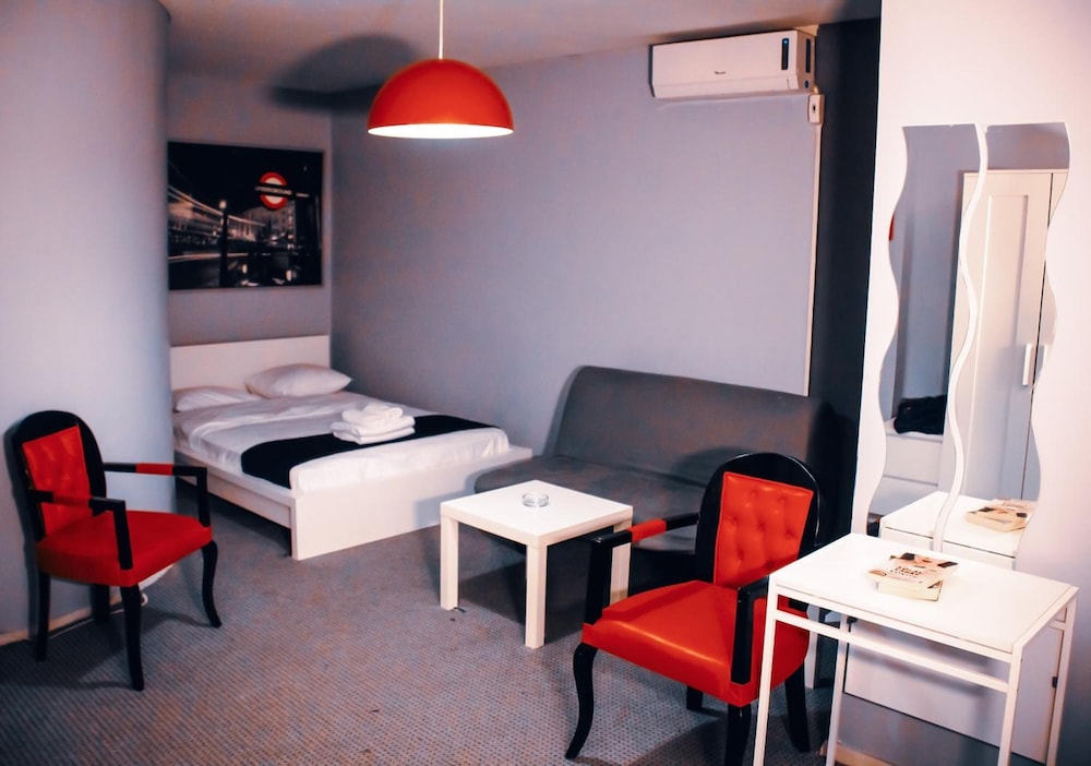 Arkem 2 Hotel 53/66
