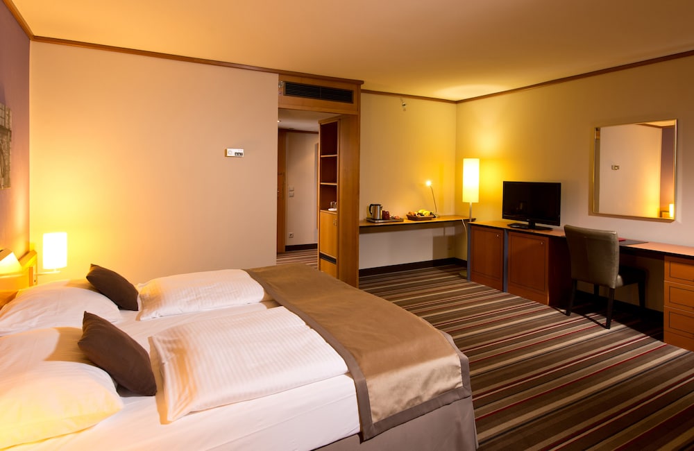 Leonardo Hotel 17/74