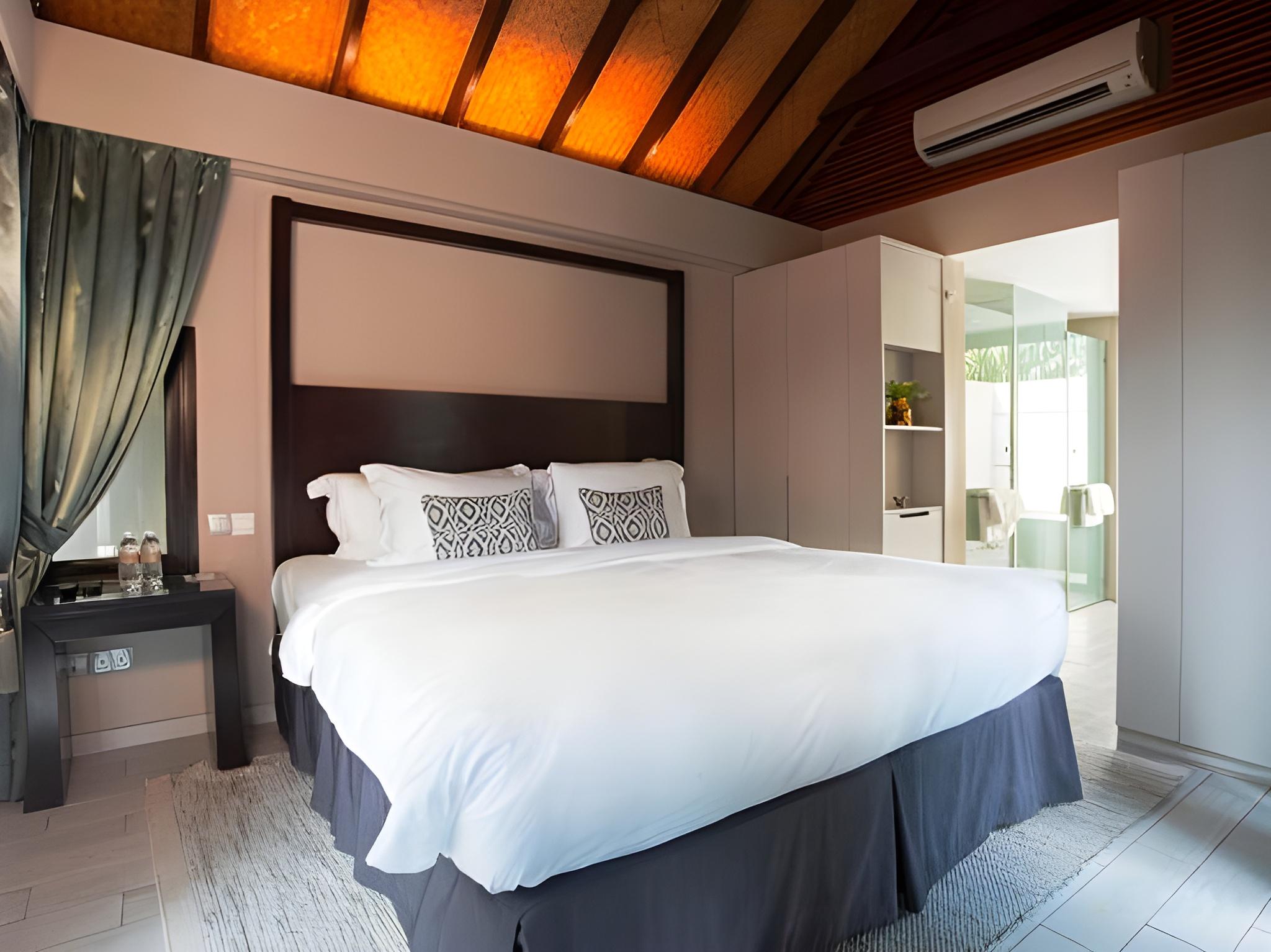 1 Bedroom, Villa, King Bed, with Pool