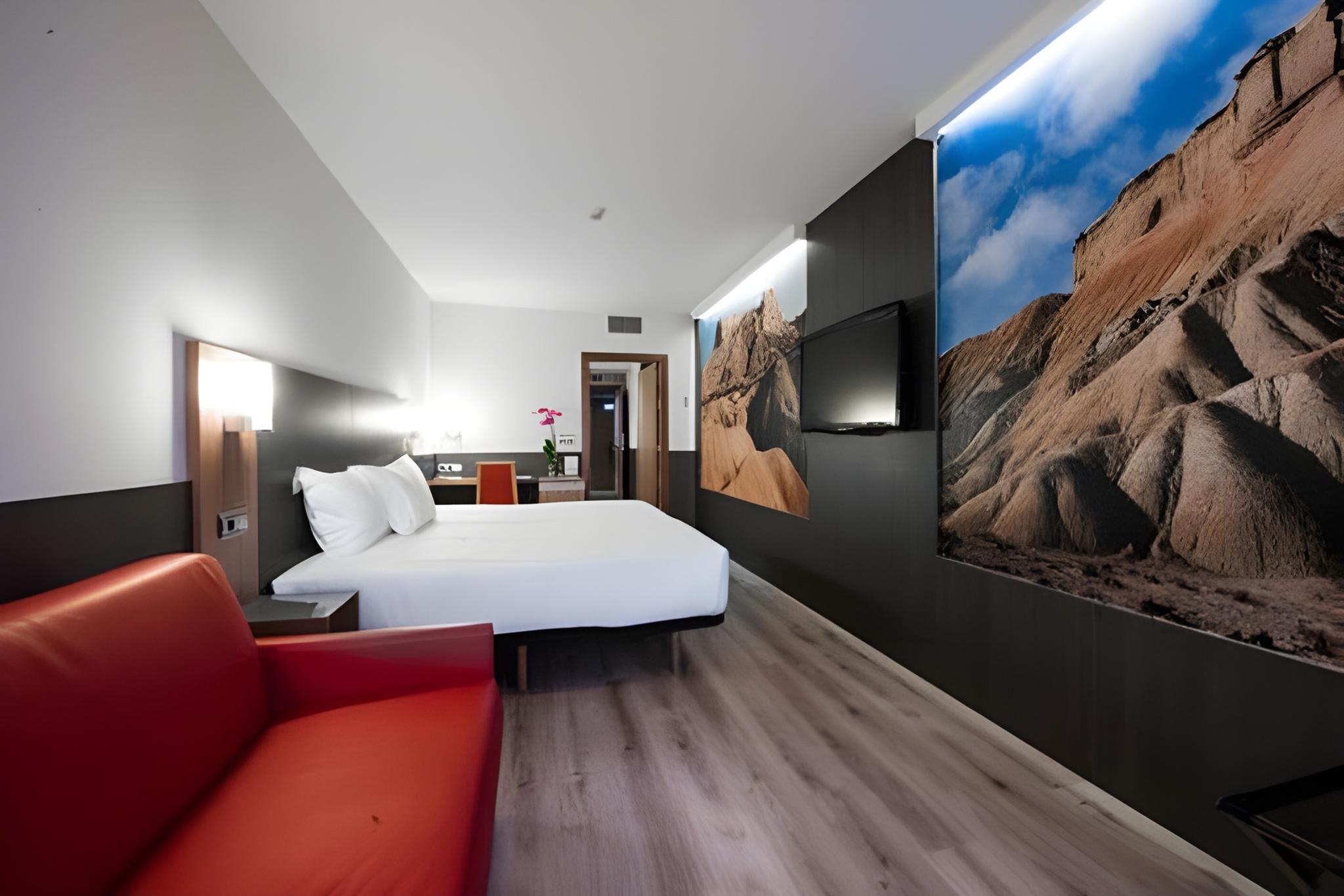 Superior, Double or Twin Bed