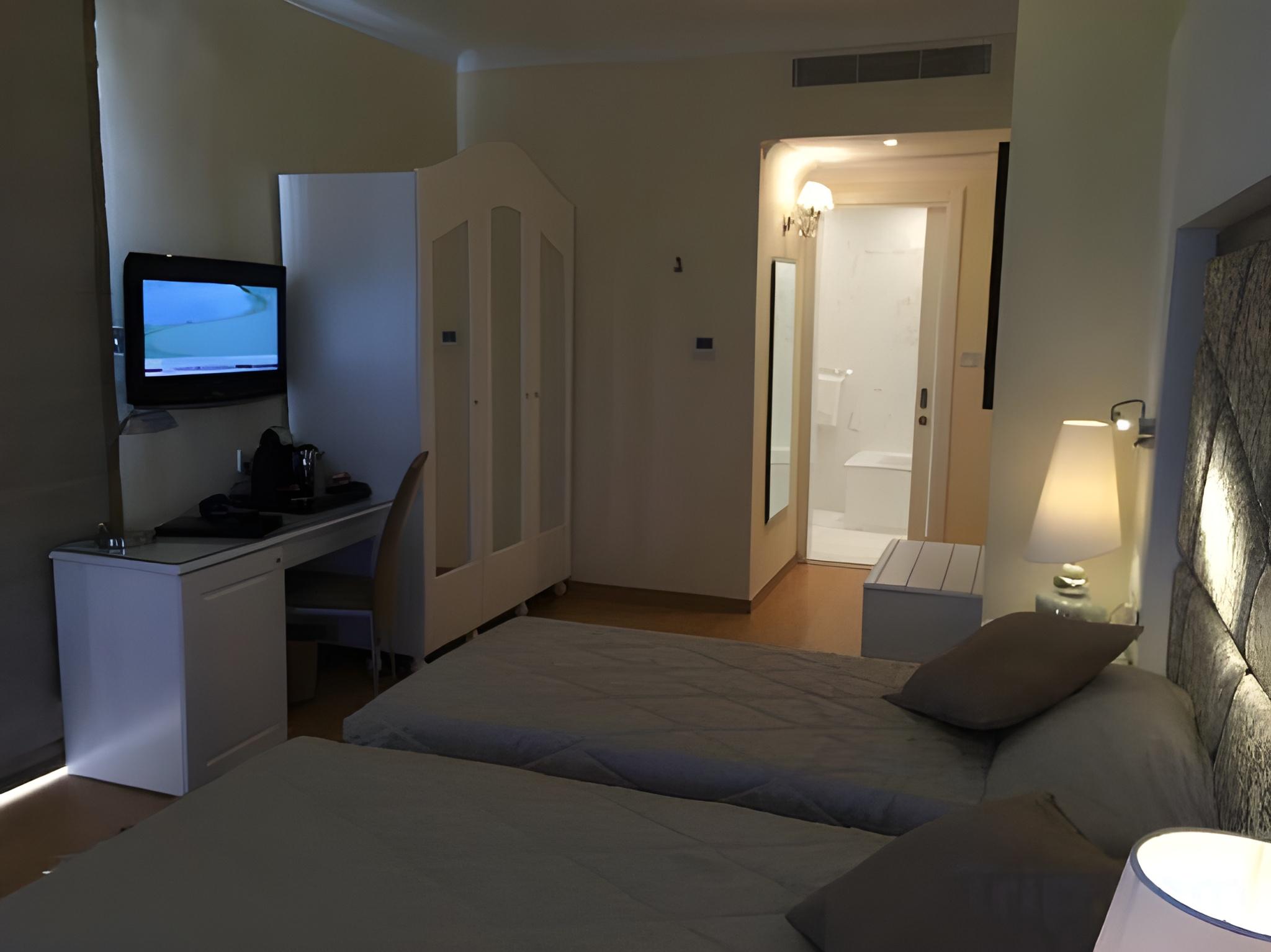 Standard Room - Single Use