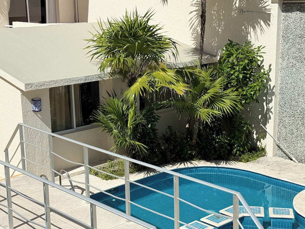 Luciana Hotel & Beach Club by Kavia 52/76