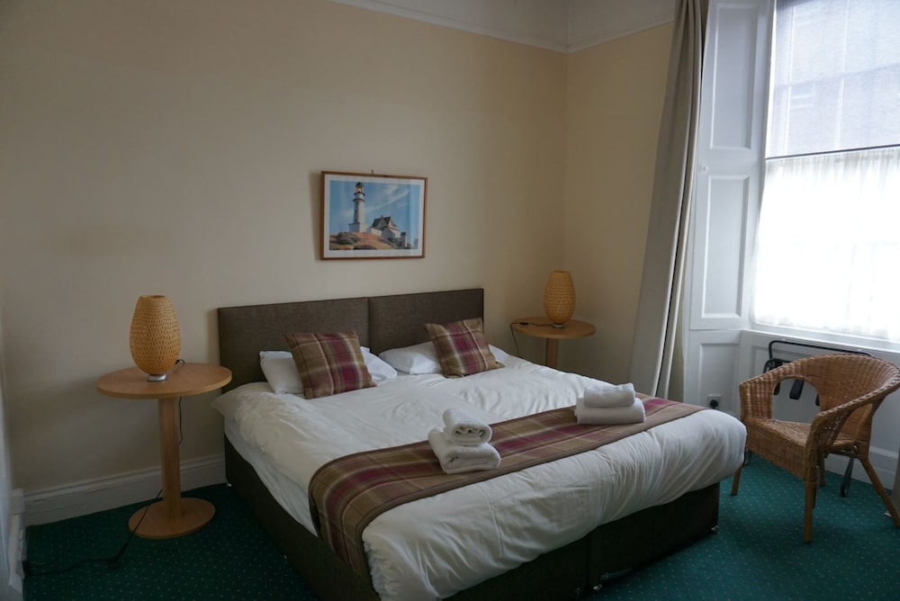The Kelvin Hotel 14/62