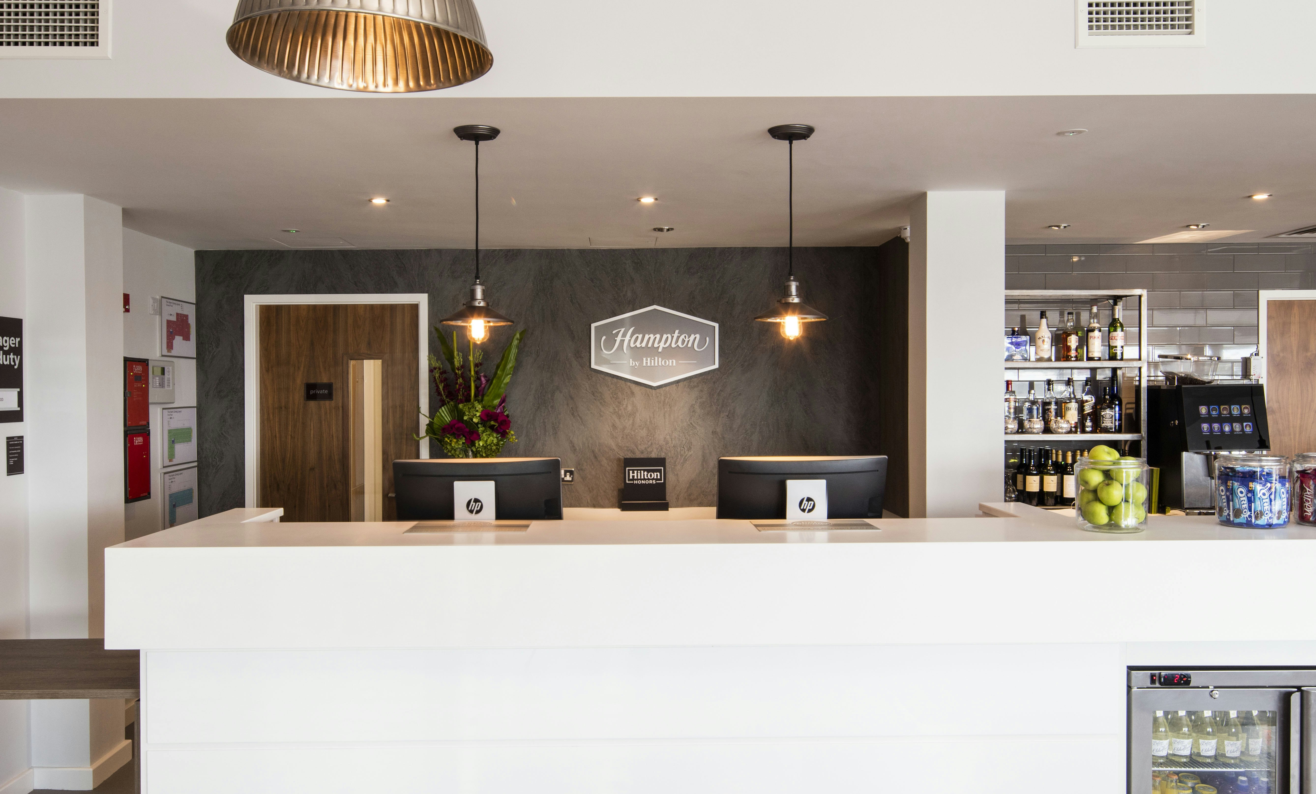 Hampton By Hilton Humberside Airport 8/38