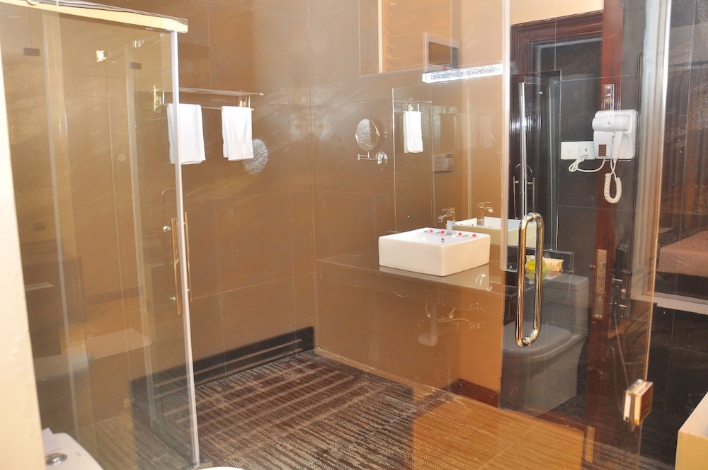 Heritage Hotel 48/50