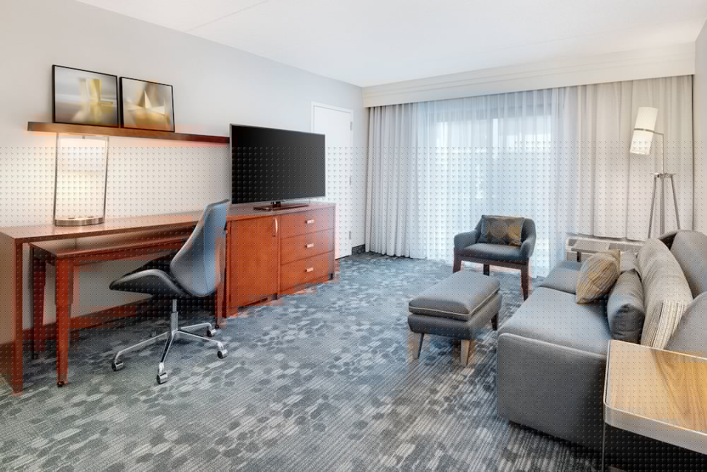 Courtyard By Marriott Birmingham Homewood 24/32