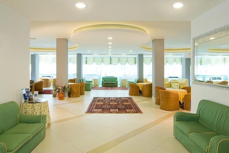 Hotel Bolivar 12/24