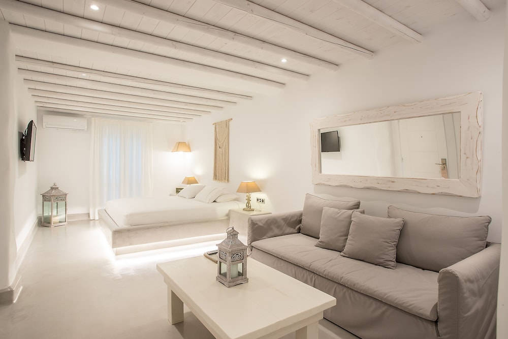 Paros Palace 44/76