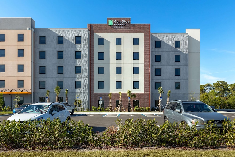 MainStay Suites Fort Myers East I-75 7/52