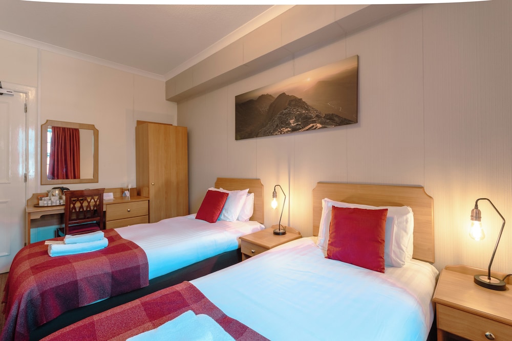 Standard, Twin Beds