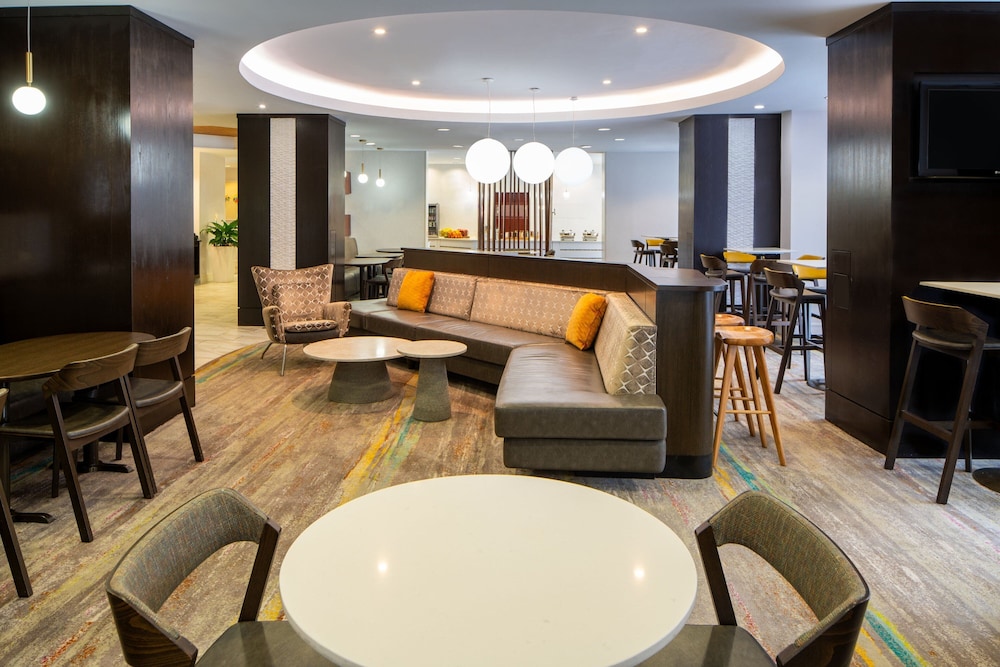 SpringHill Suites by Marriott Convention Center/I-drive 37/59
