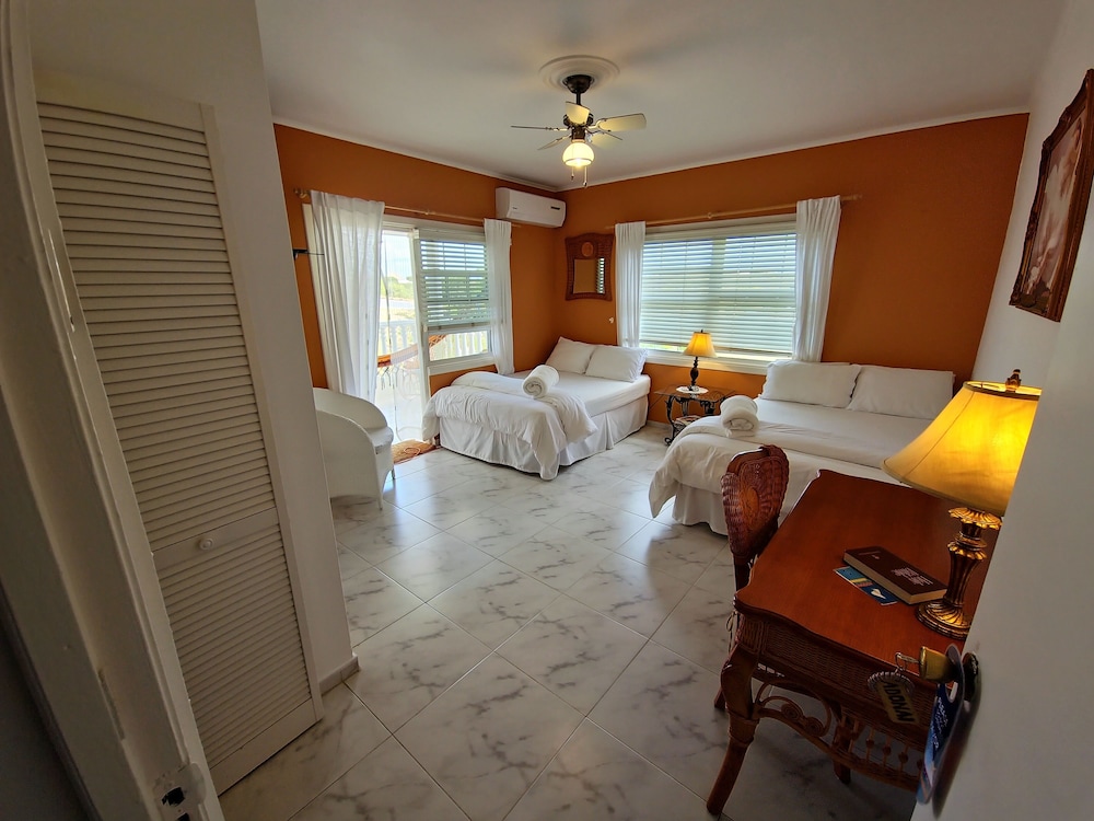 Adonai Hotel Boutique Bed And Breakfast 11/93