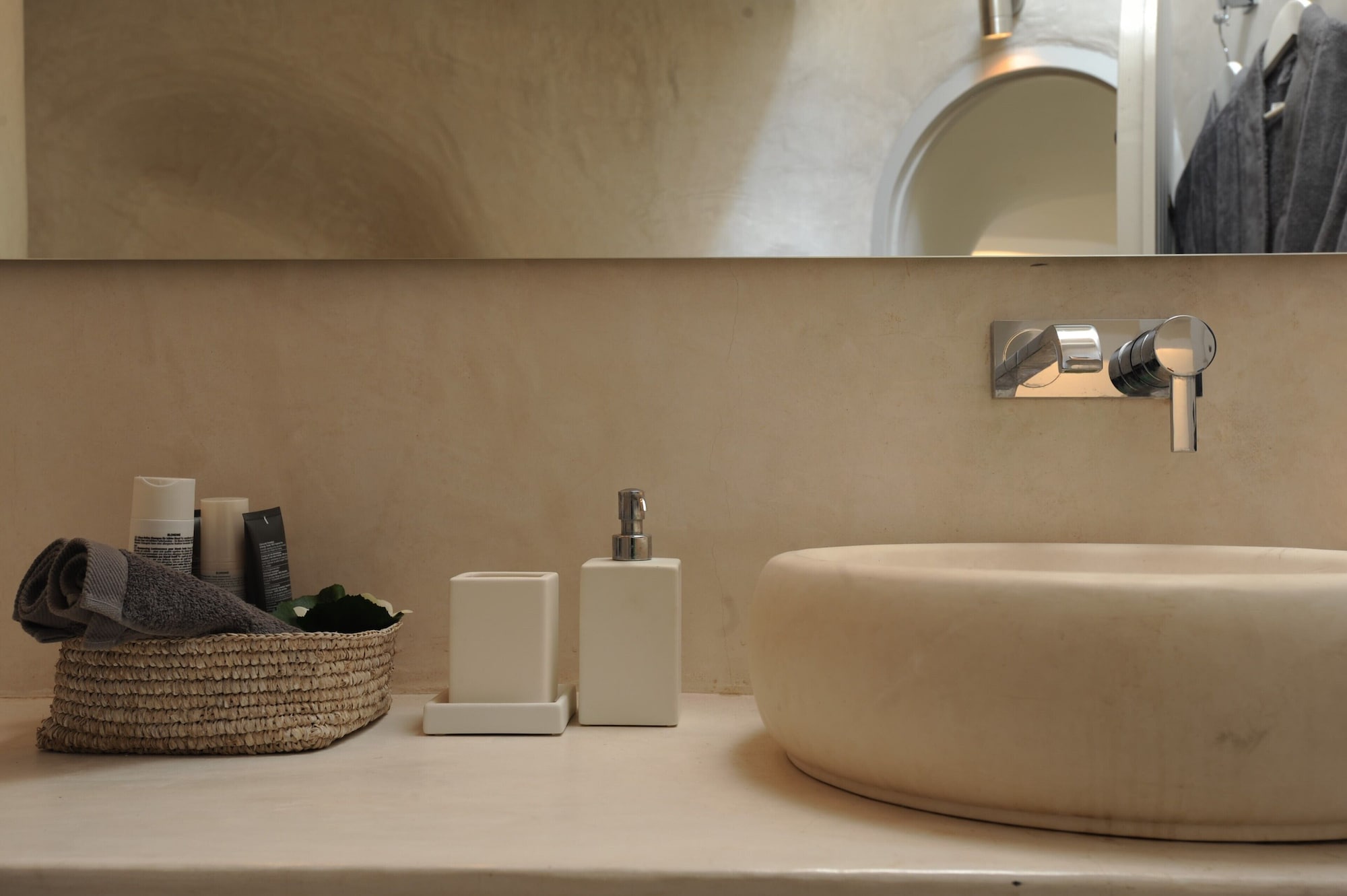 Kapari Up, King Bed, Panoramic Caldera View, Outdoor Jetted Tub
