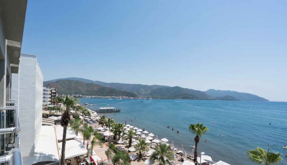 Yunus Hotel 26/71