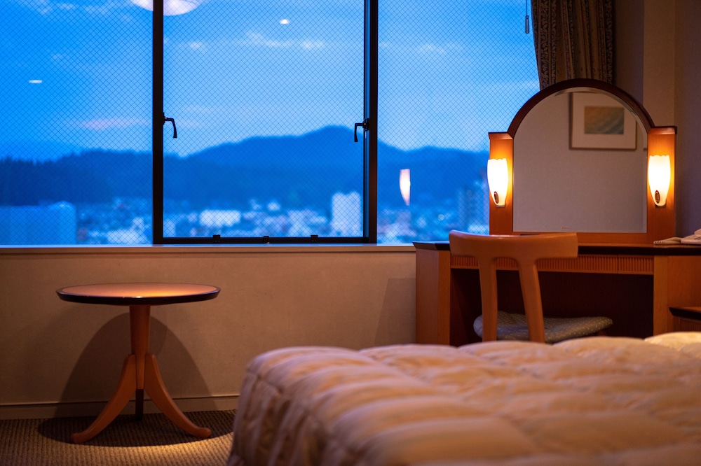 Hida Hotel Plaza 25/63