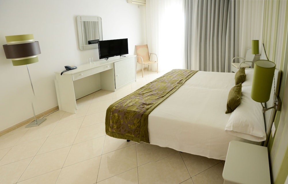 Ouril Hotel Pontao 15/39