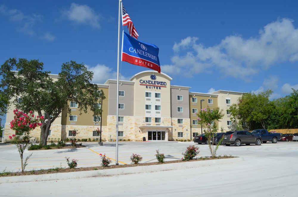 Candlewood Suites SAN ANTONIO AIRPORT 3/45