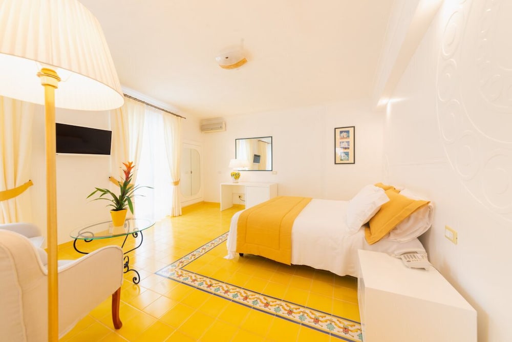 Hotel Villa Bianca 4/50