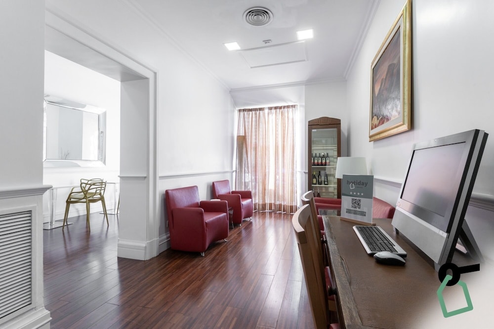 HOTIDAY Room Collection - Roma Porta Pia 35/50