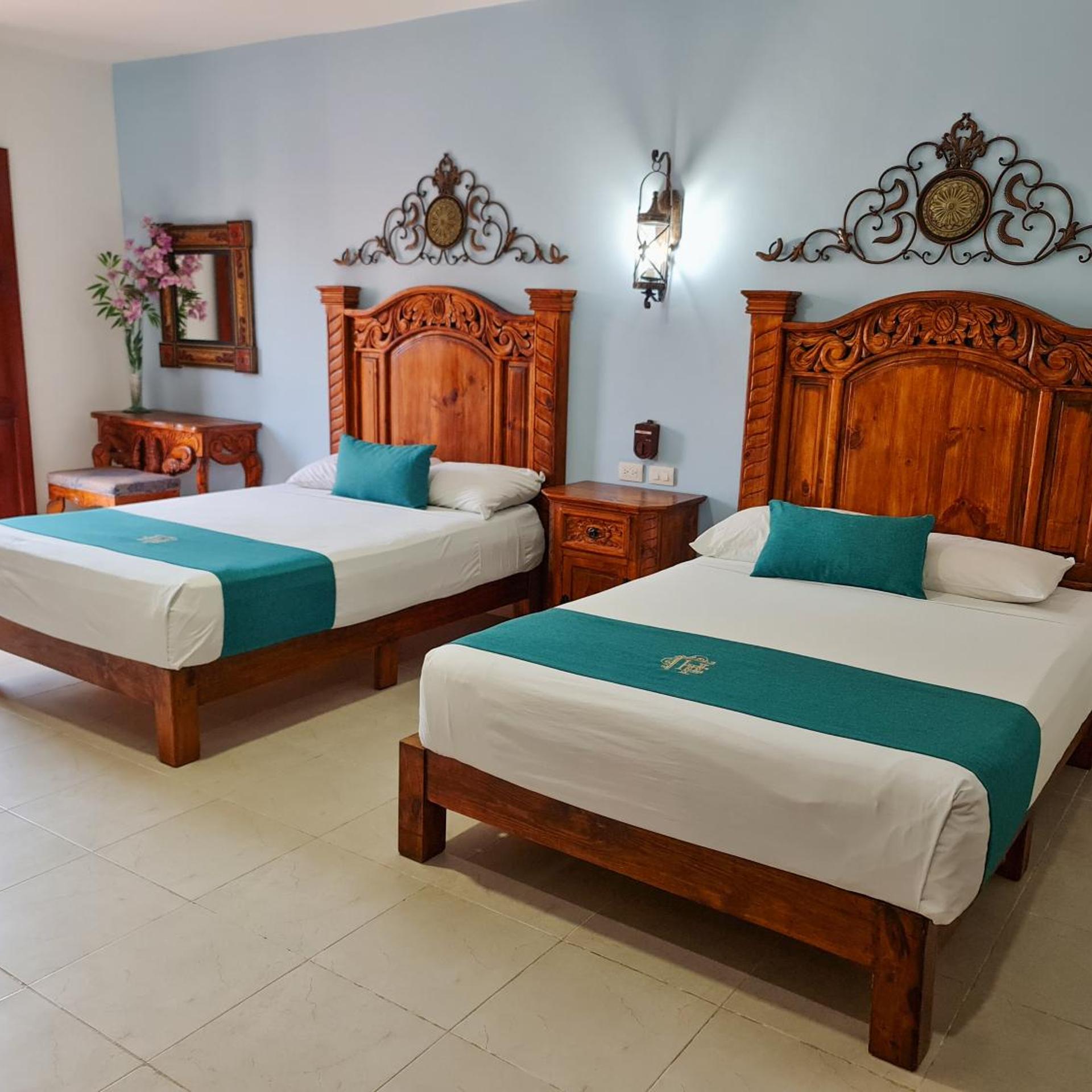 Hotel Fundadores 20/50