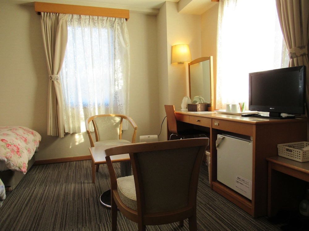 Center Hotel Mihara 50/69