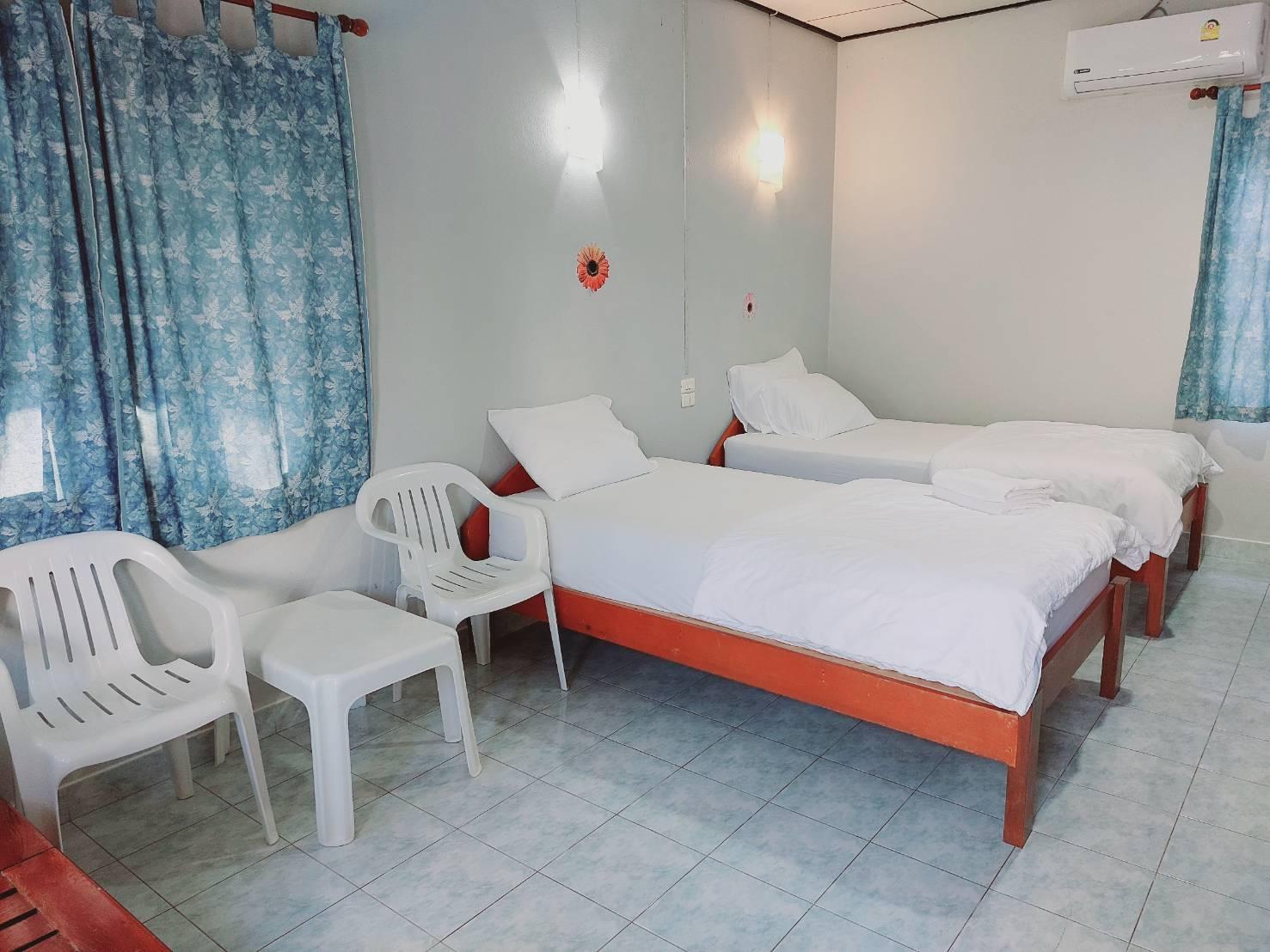 Chill Beach Resort 10/50