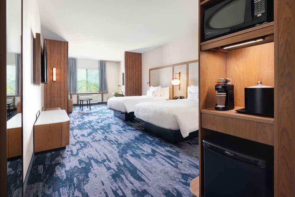 SUITE, MULTIPLE BEDS, ACCESSIBLE