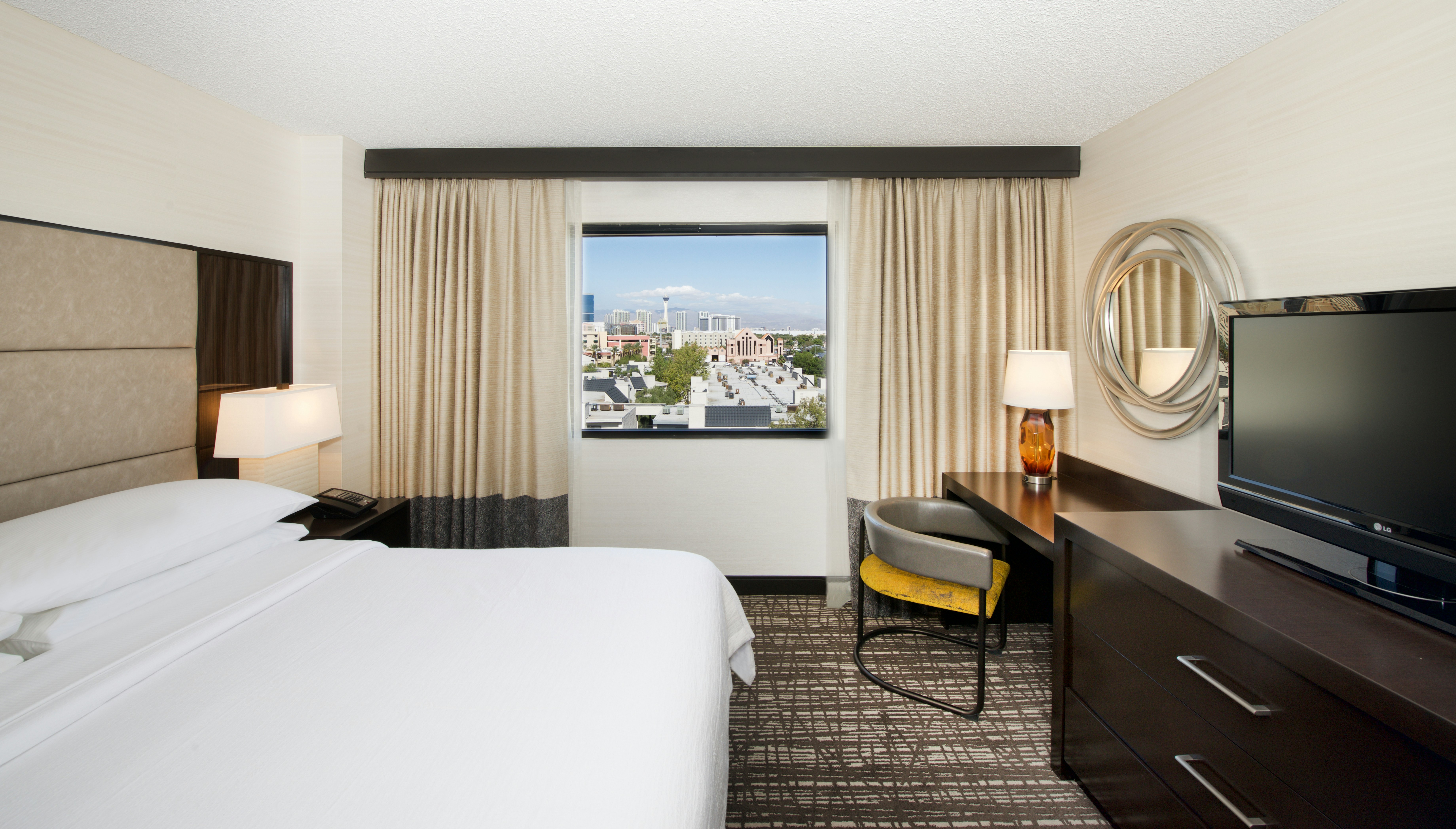 Embassy Suites Las Vegas 23/76