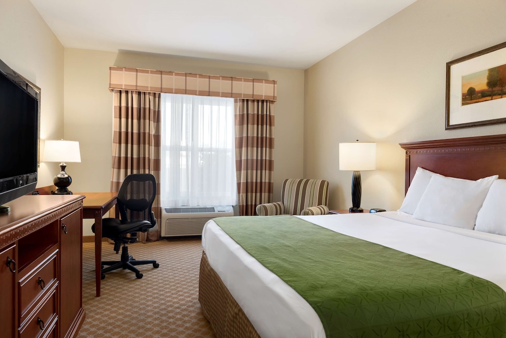 Country Inn & Suites By Radisson, Peoria North, IL 7/28
