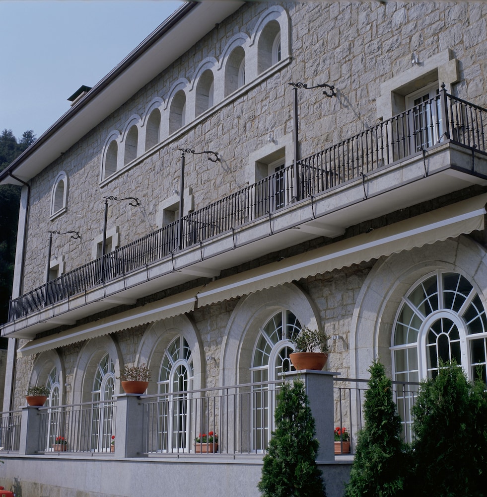 Parador de Vic-Sau 4/60