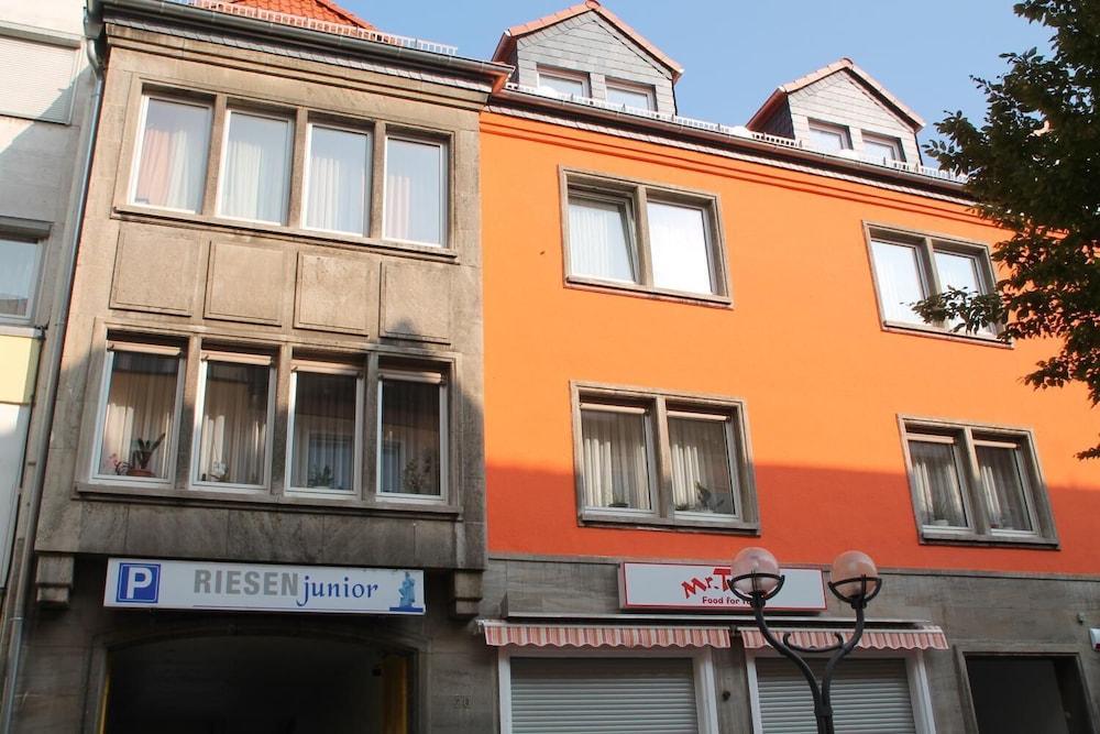 HOTEL RIESENJunior by Trip Inn 2/33