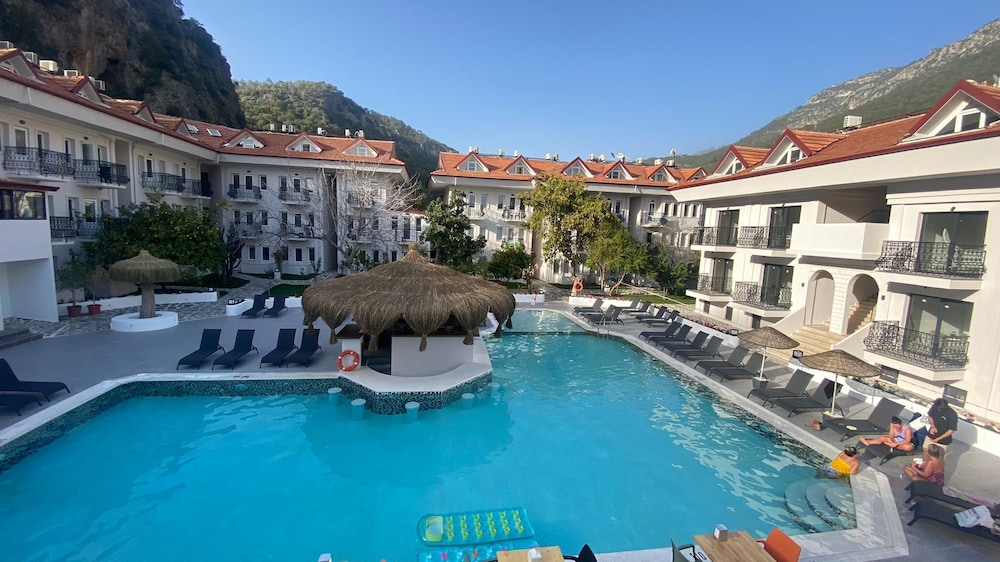 Akdeniz Beach 21/21