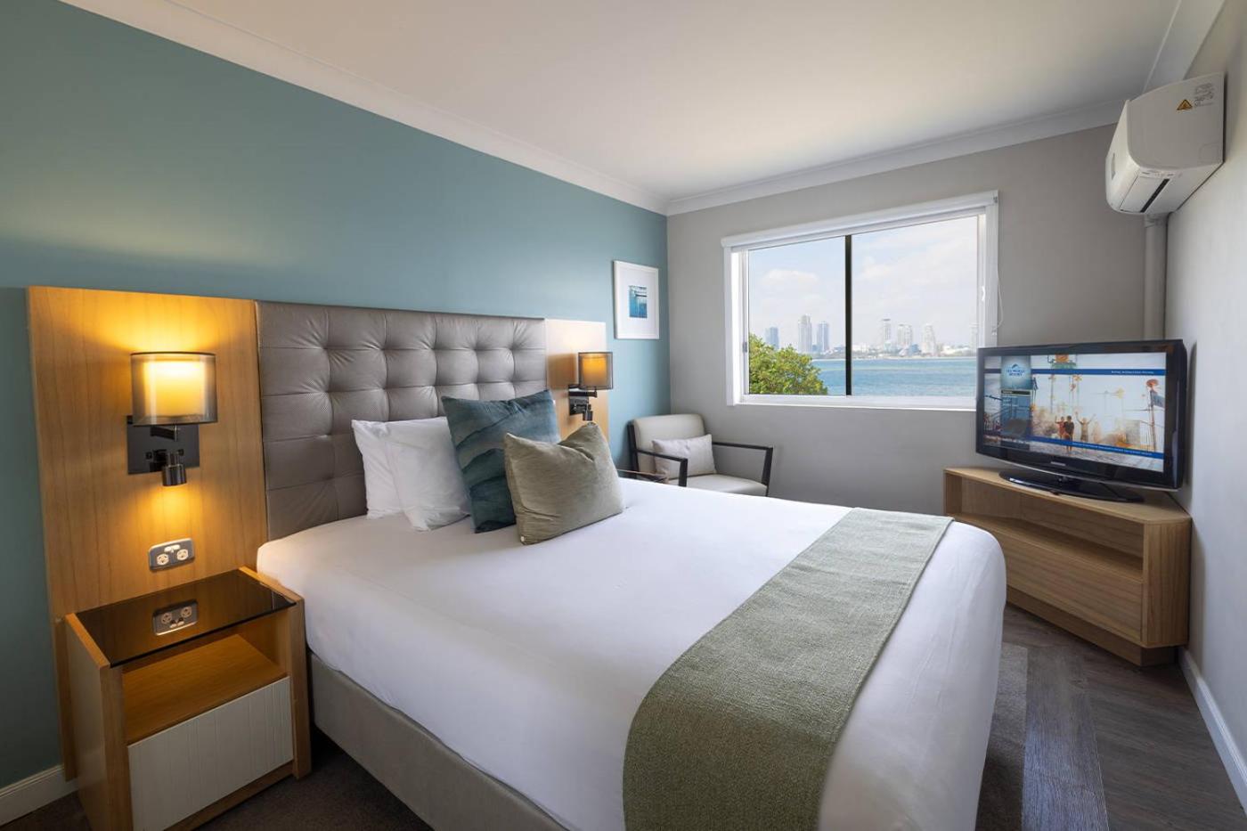 Broadwater, Premium, Suite, King Bed